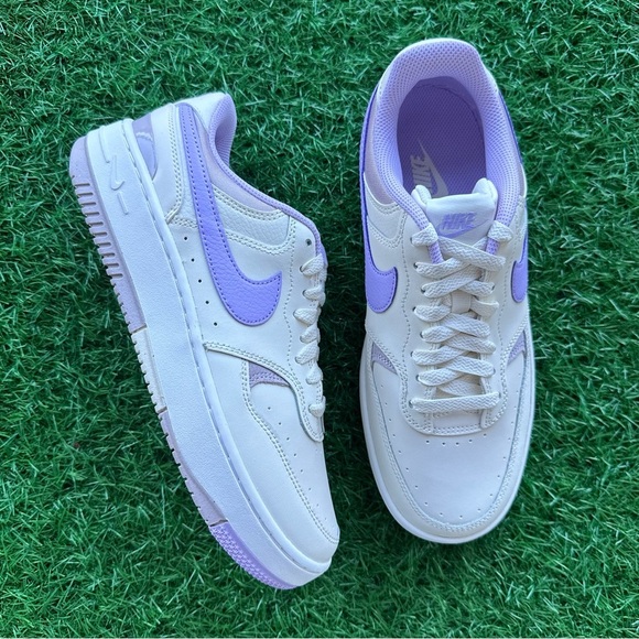 Nike Gamma Force Pale Ivory / Lilac Bloom - Picture 8 of 10